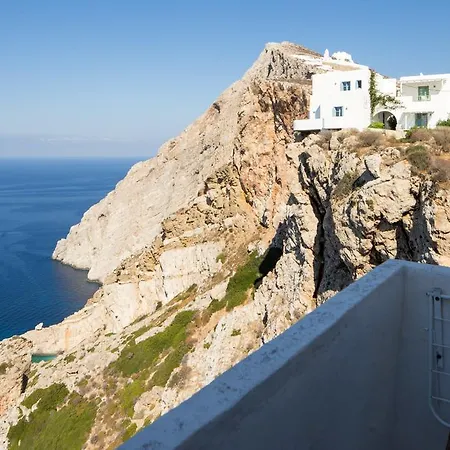 Castro 3* Folégandros