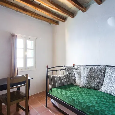 Castro 3* Folégandros