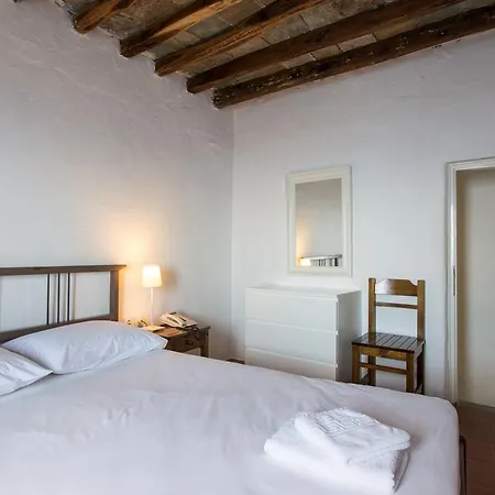 Castro Gasthuis Folégandros