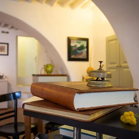 Castro Gasthuis Folégandros