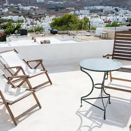 Castro 3* Folegandros Town